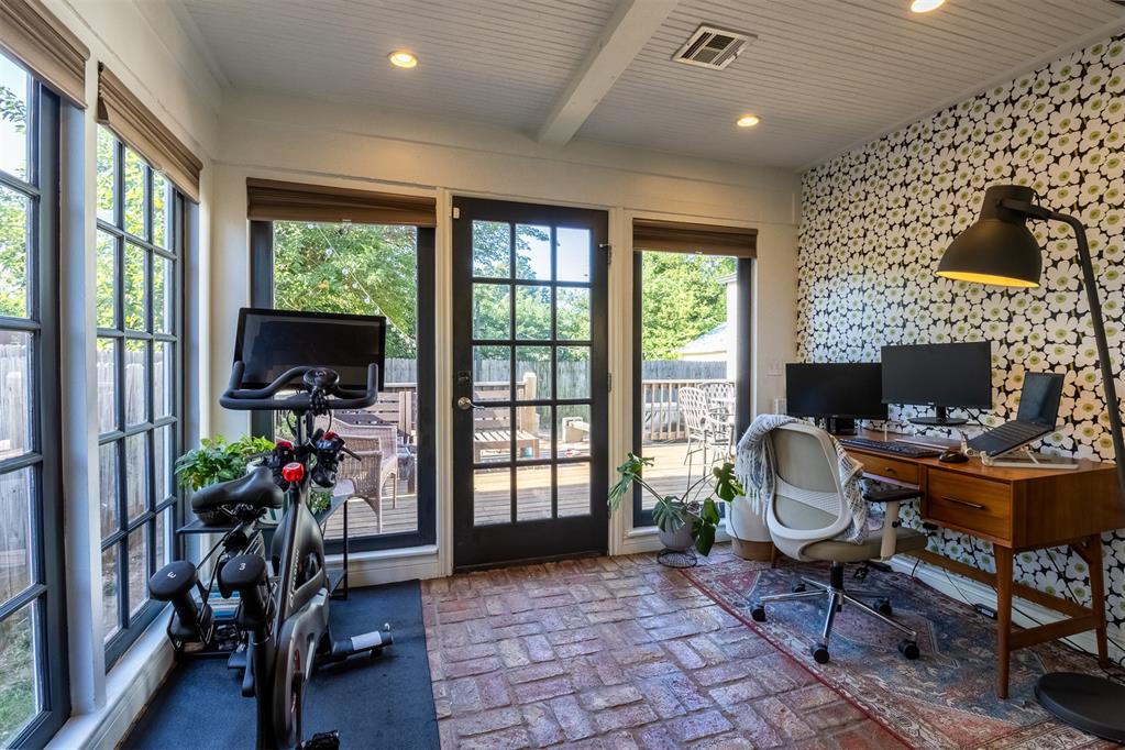 2228 NW 32nd Street