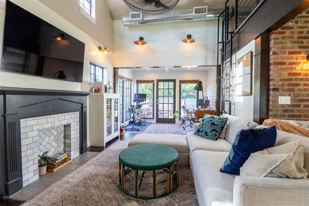 2228 NW 32nd Street