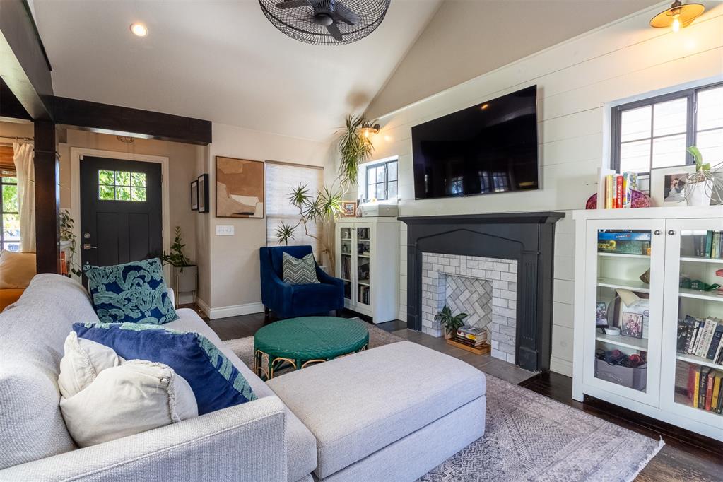 2228 NW 32nd Street