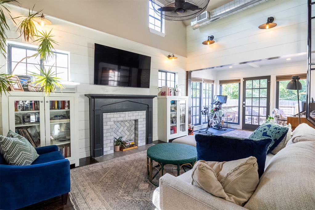 2228 NW 32nd Street