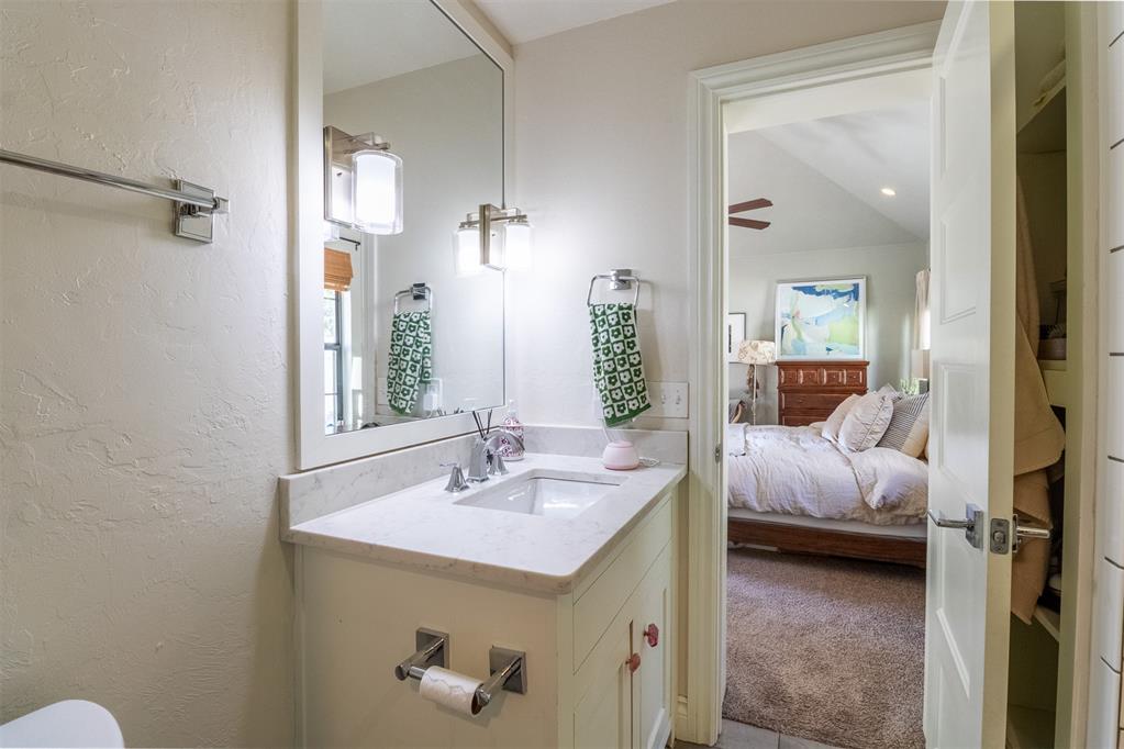 2228 NW 32nd Street