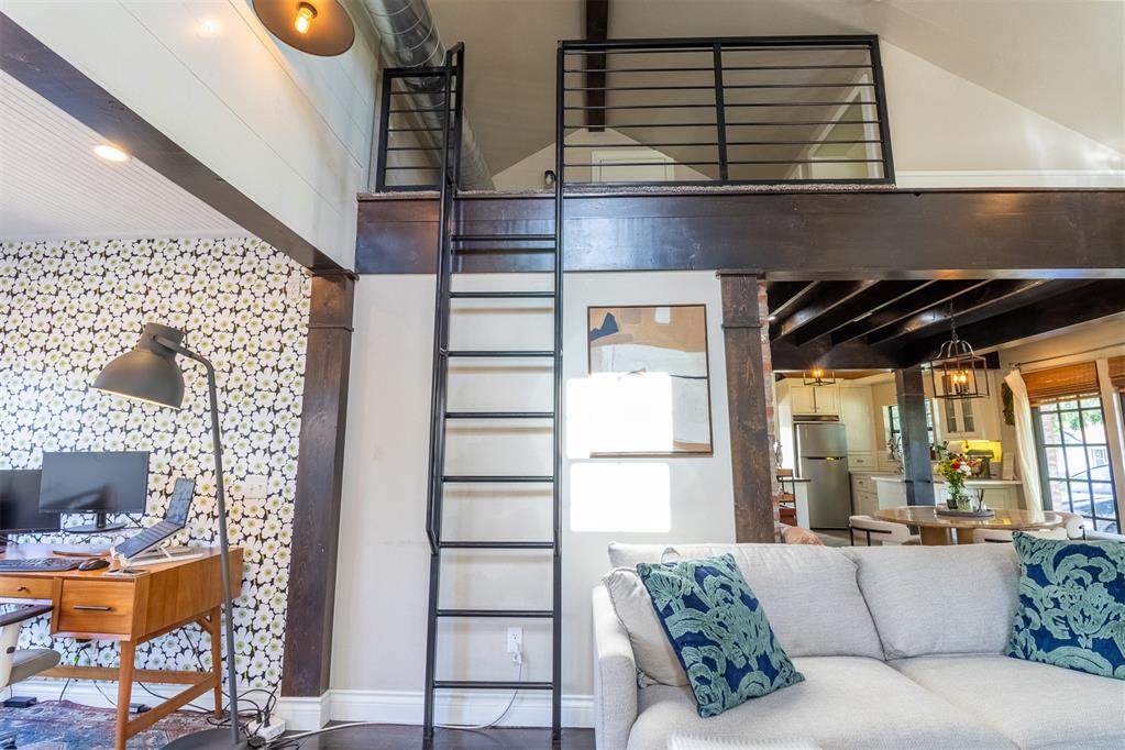 2228 NW 32nd Street