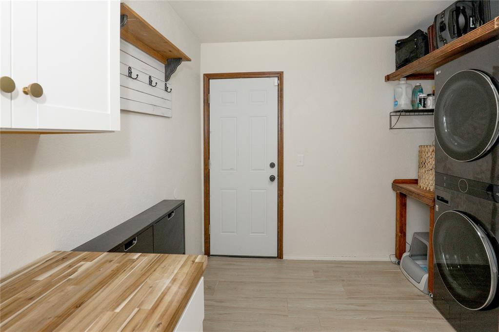 606 N Country Club Terrace