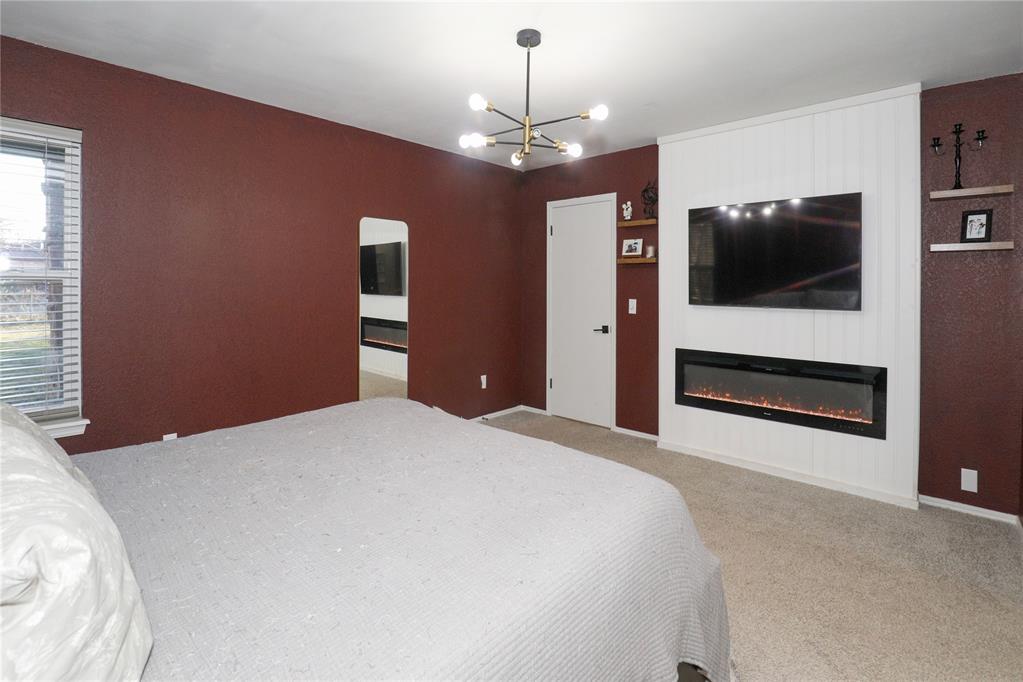 606 N Country Club Terrace