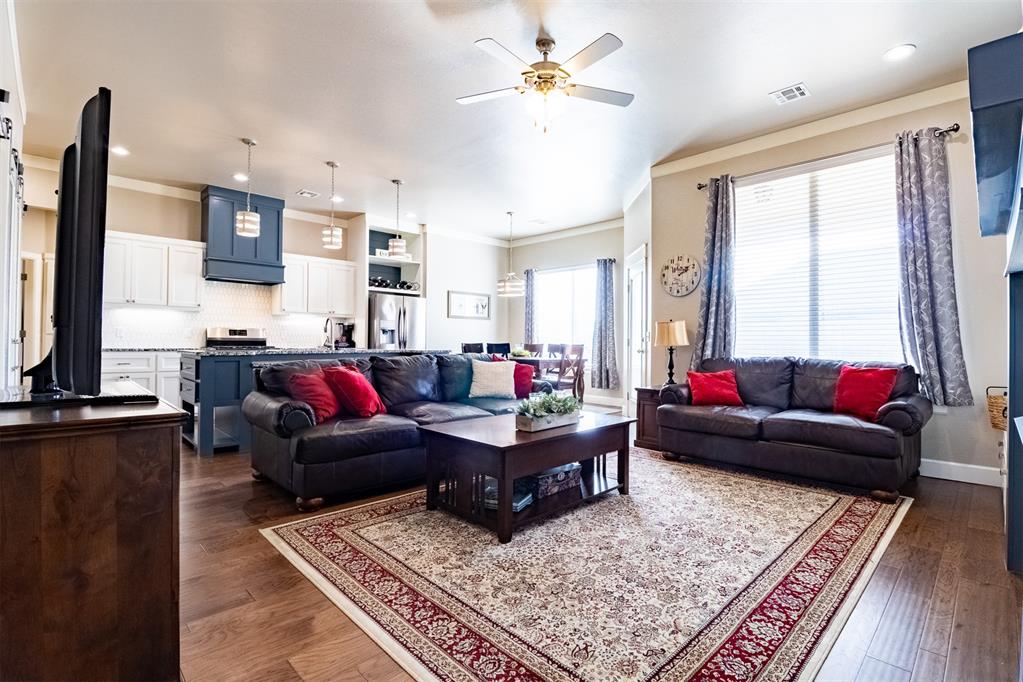 1040 NW 17th Place