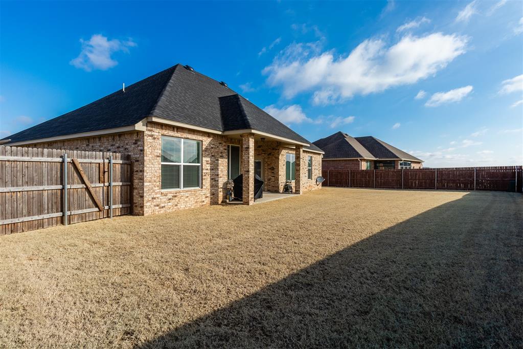 1040 NW 17th Place