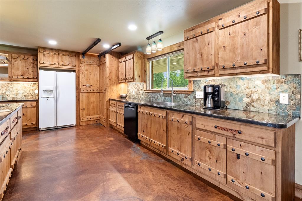 2231 County Road 1247