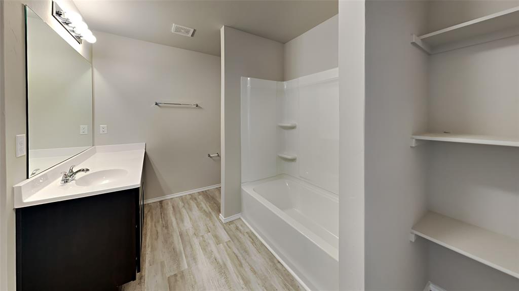 5312 Mac Road