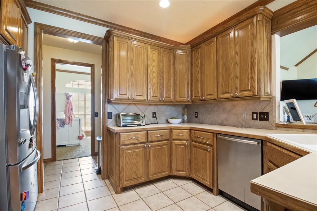 615 N Songbird Way