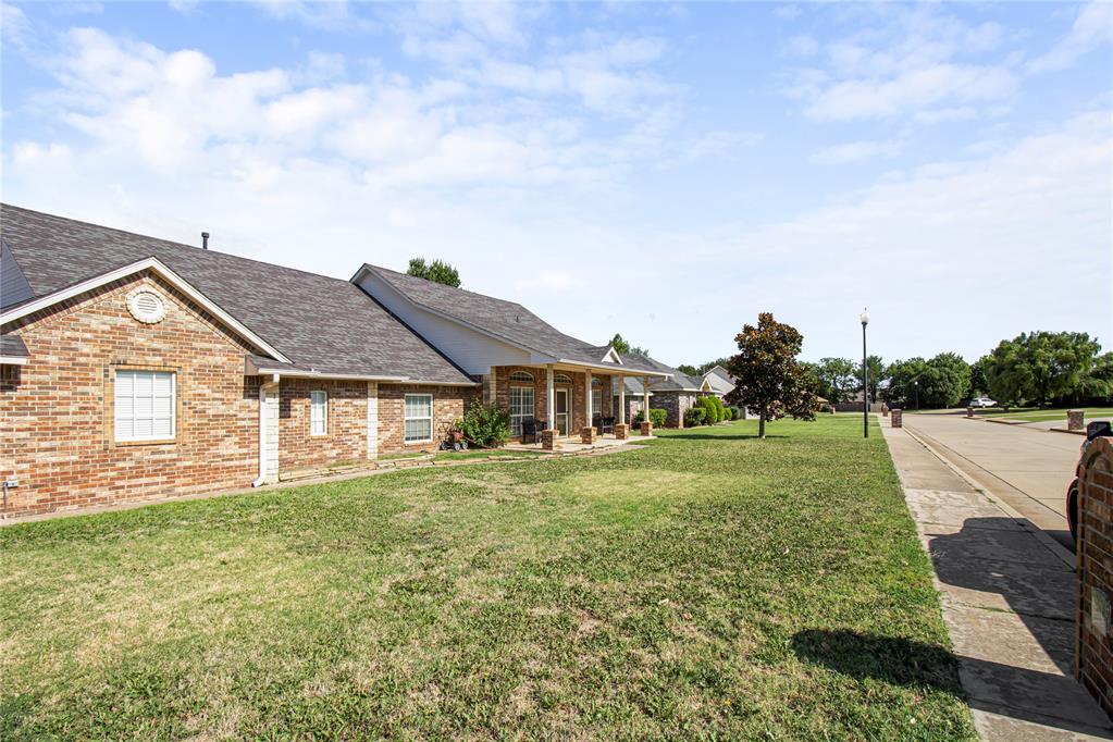 615 N Songbird Way