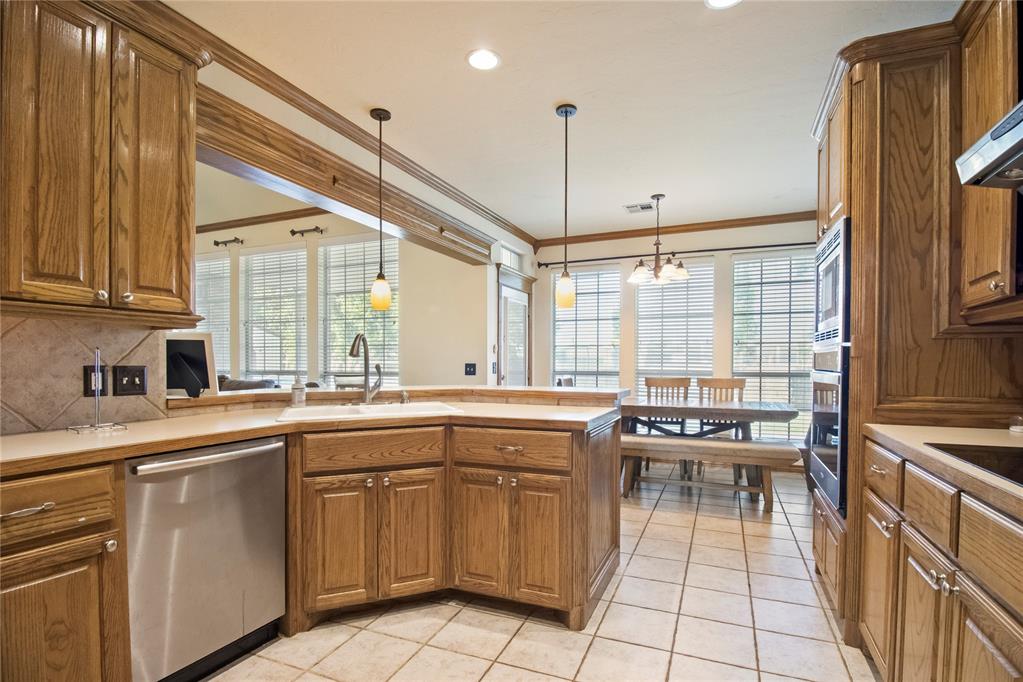 615 N Songbird Way