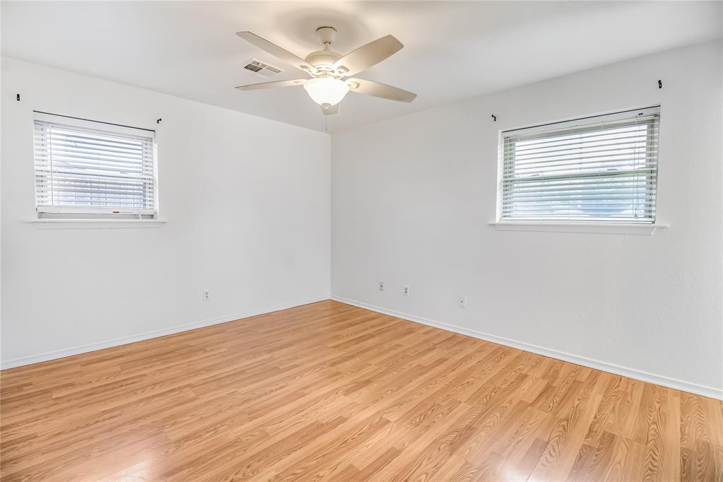 404 SW 1st Street