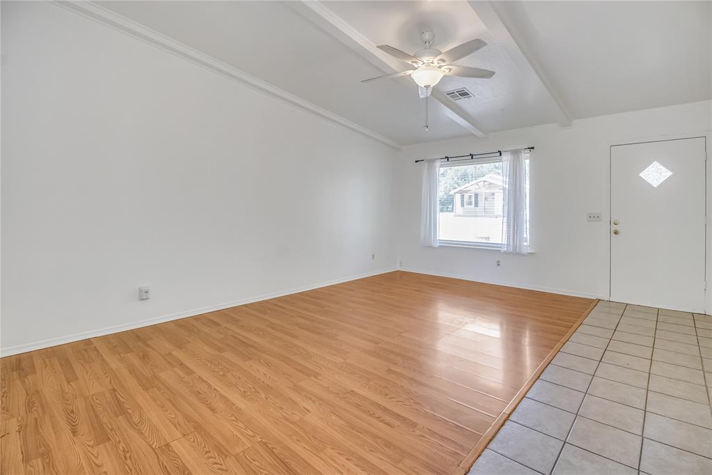 404 SW 1st Street