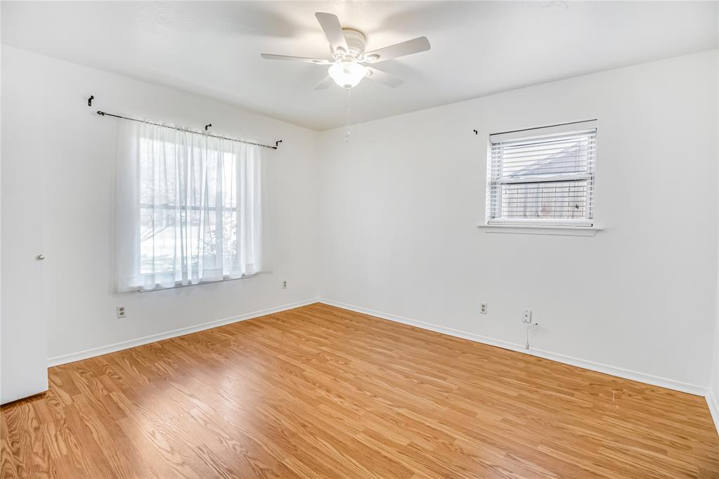 404 SW 1st Street