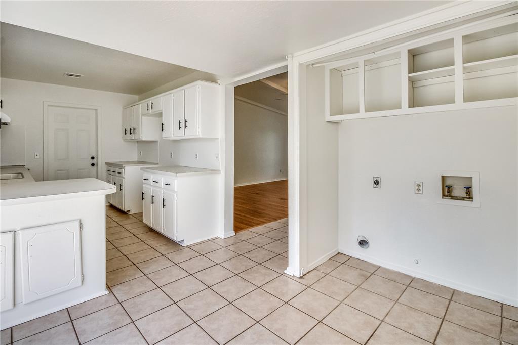 404 SW 1st Street