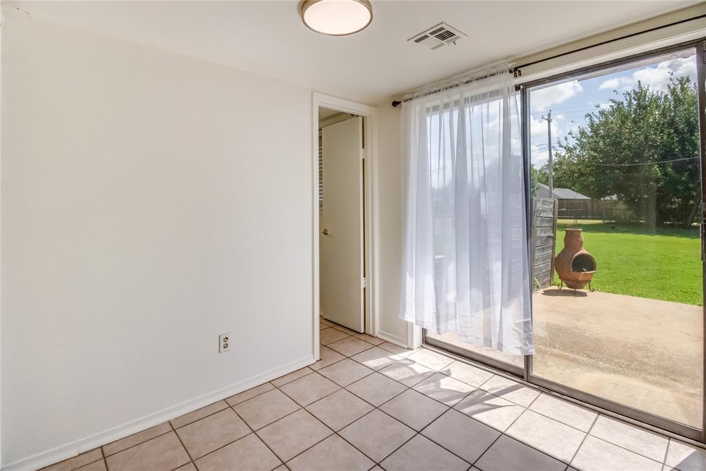 404 SW 1st Street