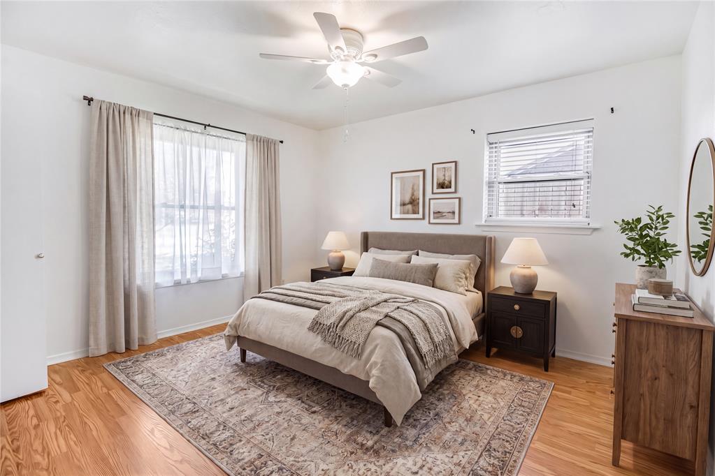 404 SW 1st Street