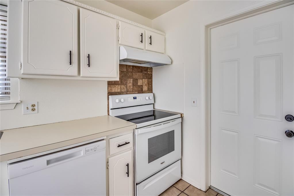404 SW 1st Street