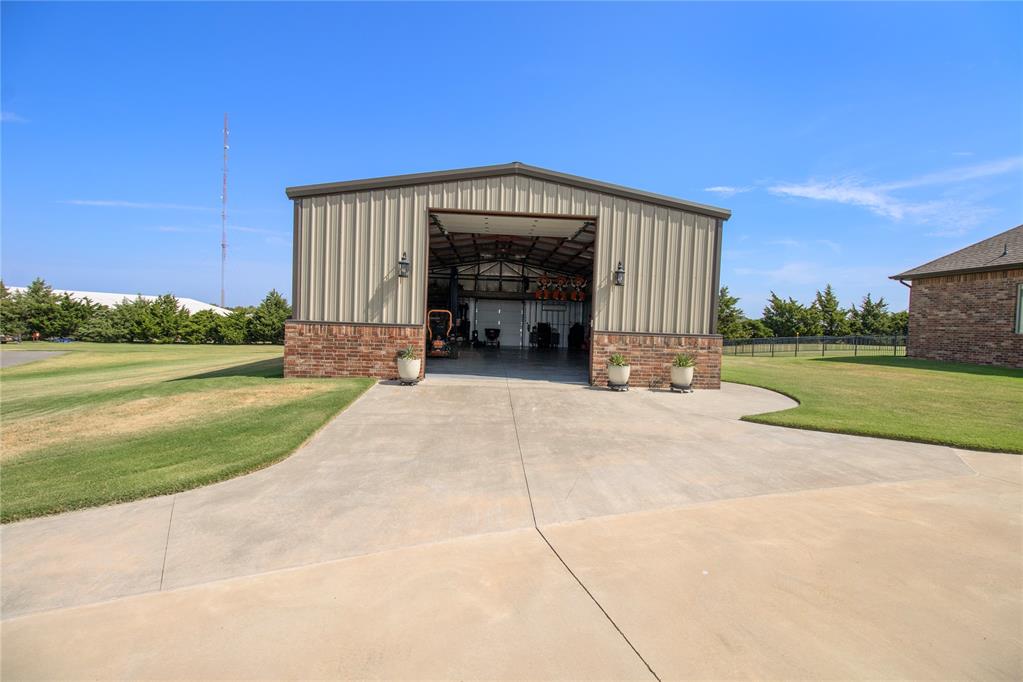 7135 Buck Drive