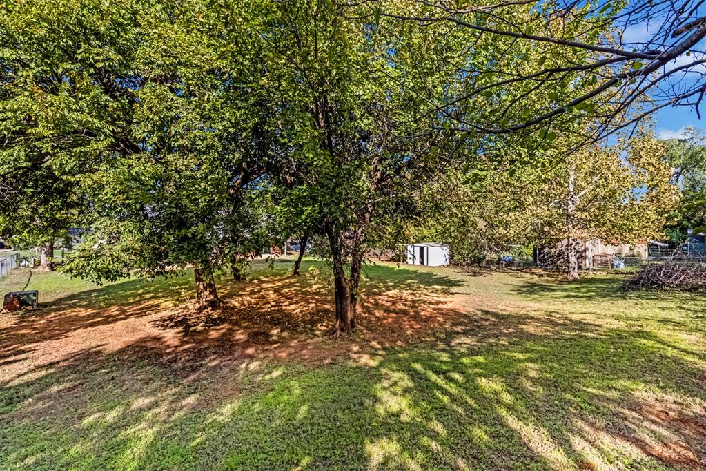 324 E Carson Lane