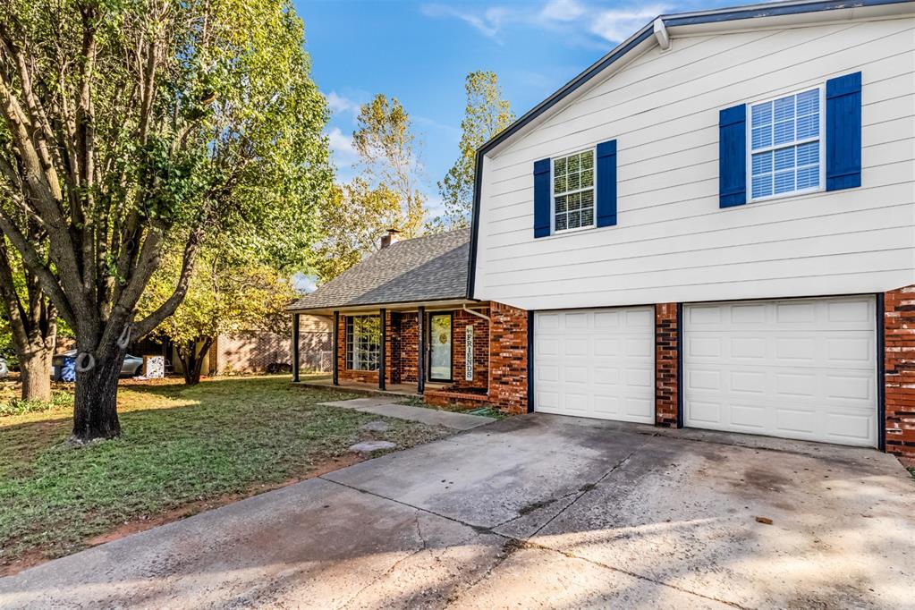324 E Carson Lane