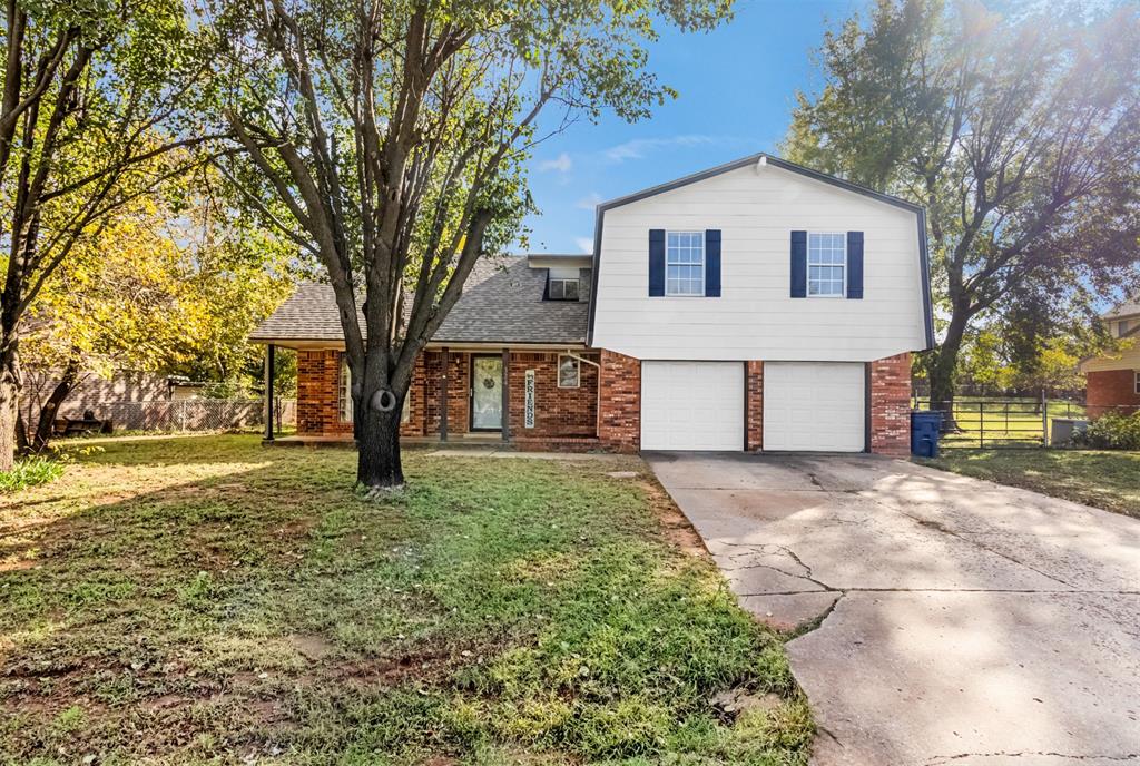 324 E Carson Lane