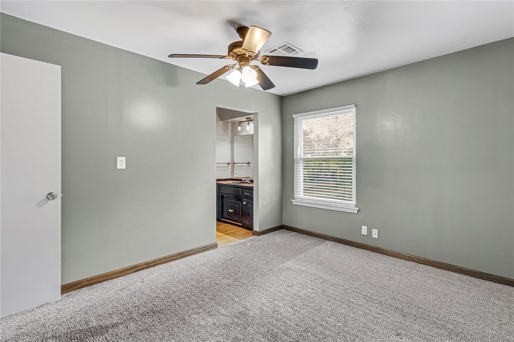 324 E Carson Lane