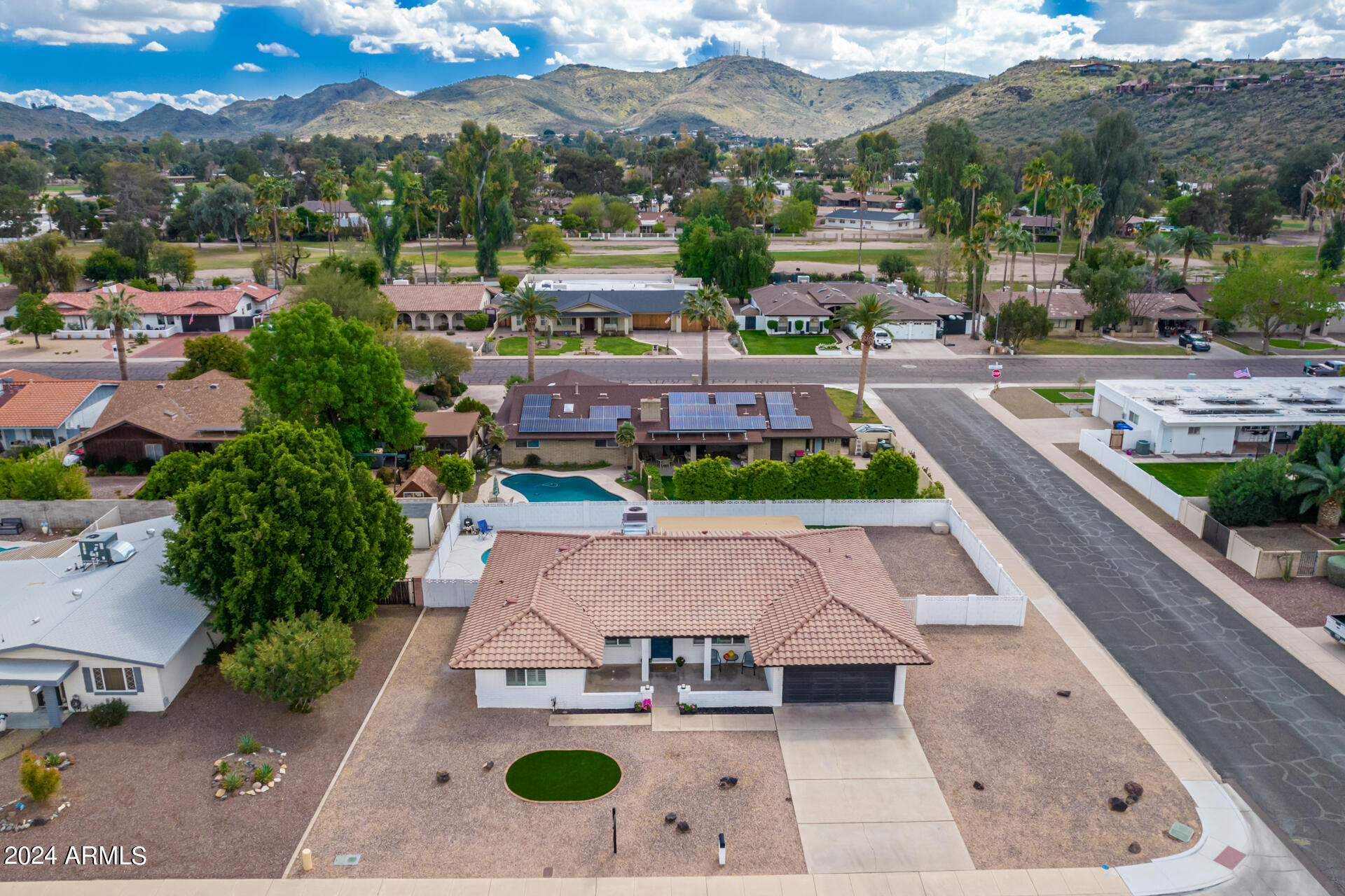 721 W PORT ROYALE Lane