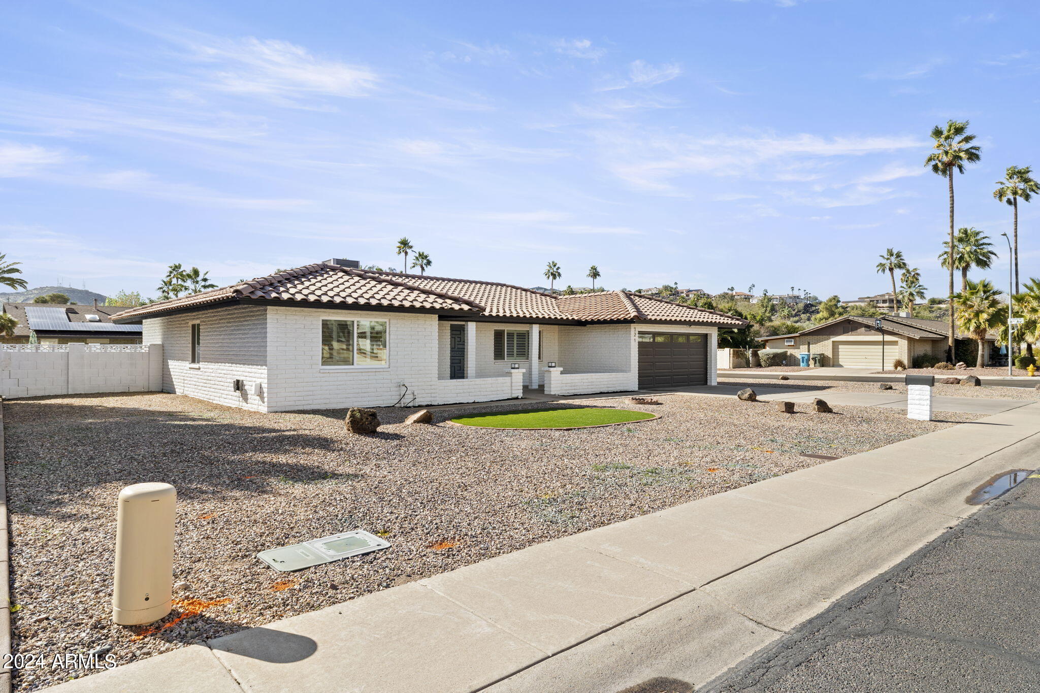 721 W PORT ROYALE Lane