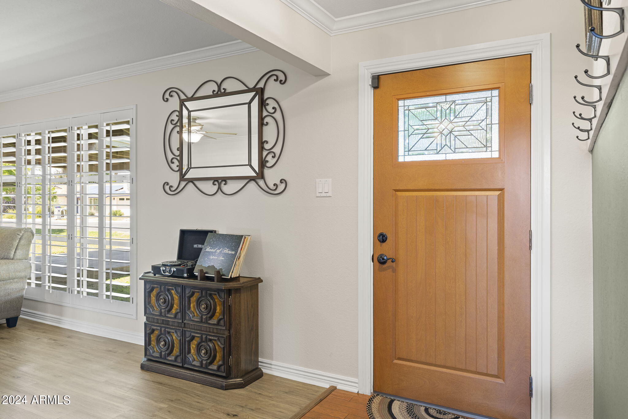 1637 E SIERRA VISTA Drive