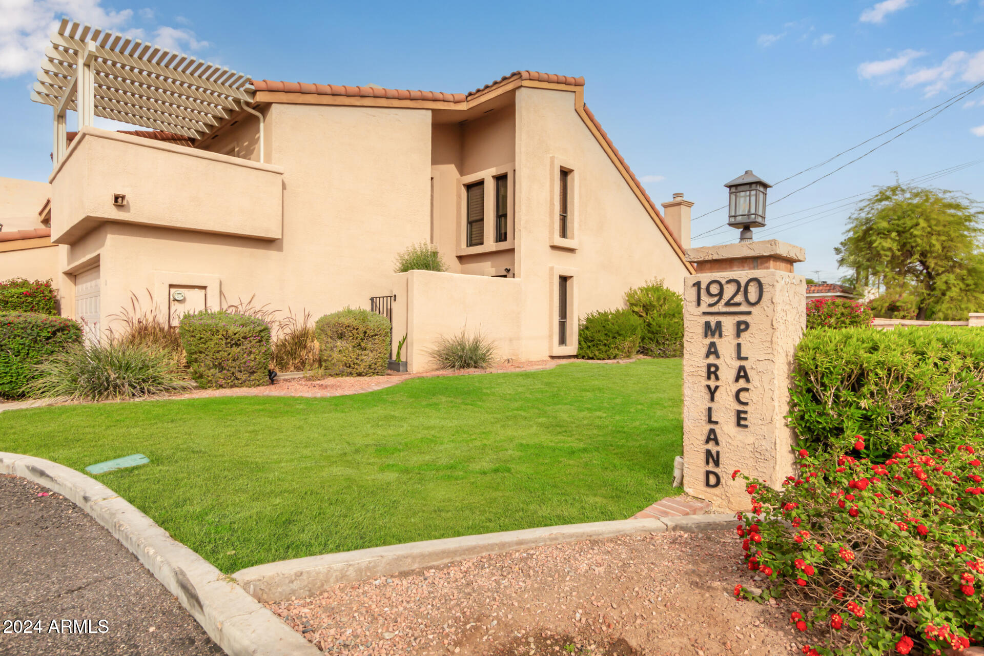 1920 E Maryland Avenue, 2