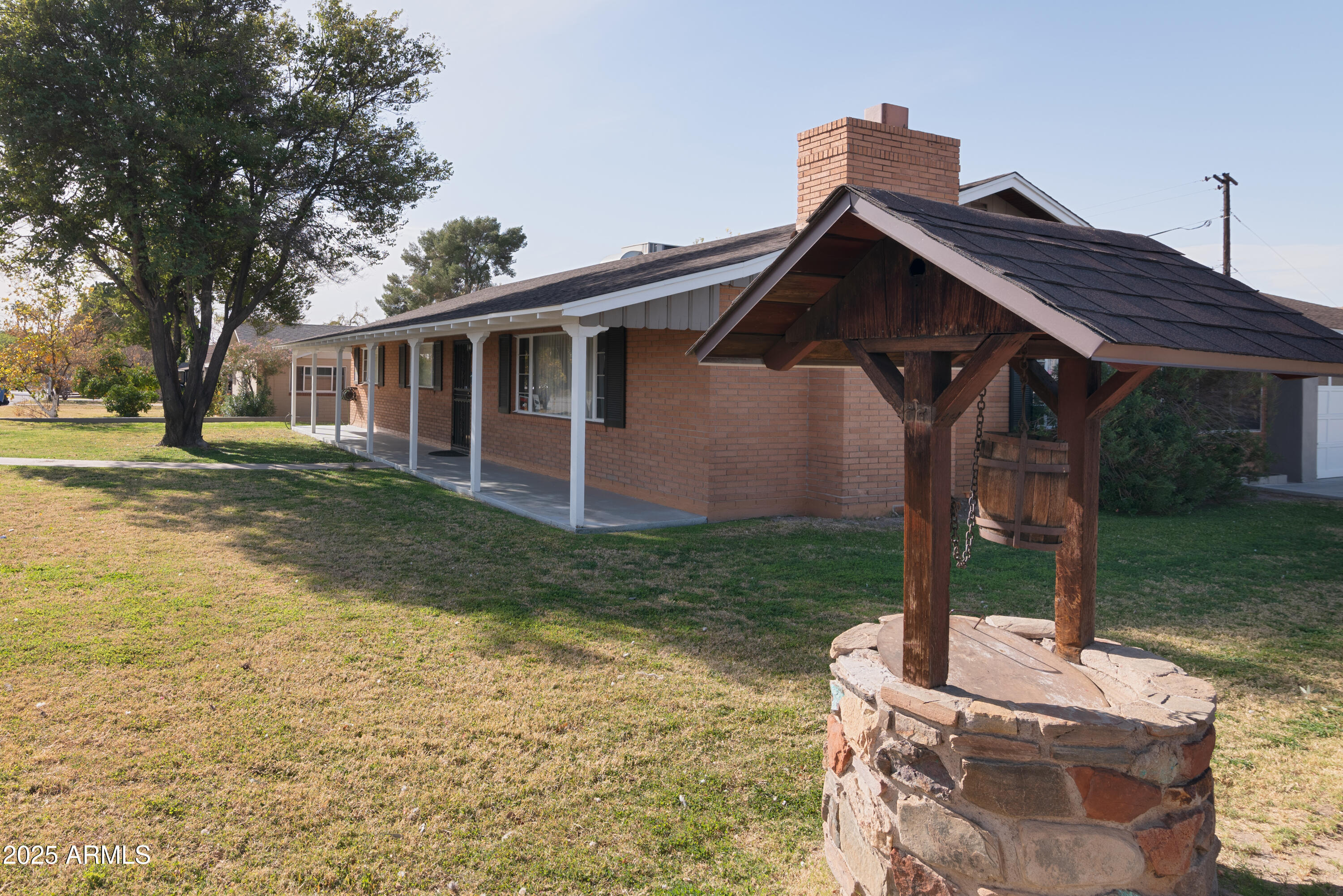 6850 N 15TH Place