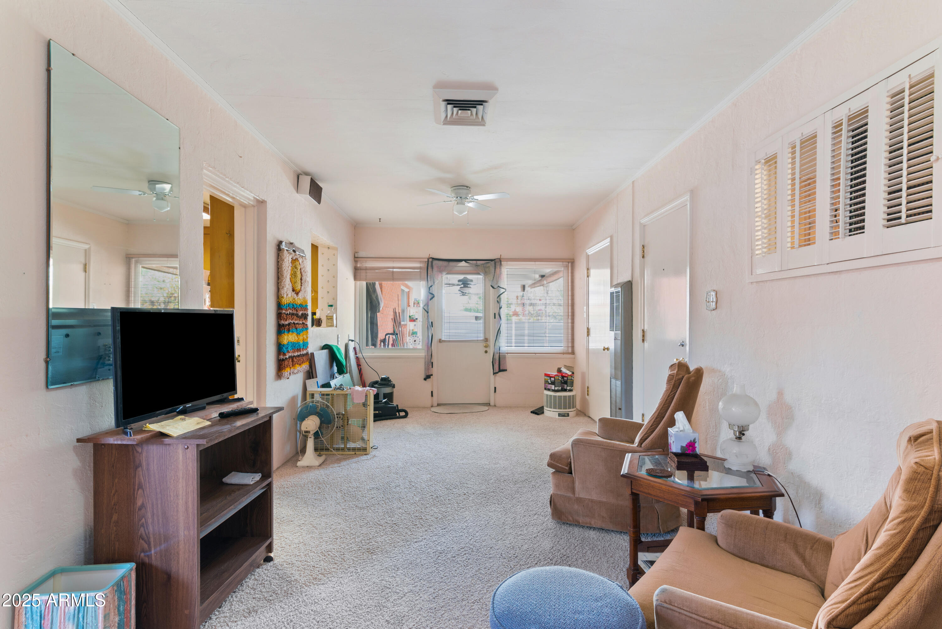6850 N 15TH Place
