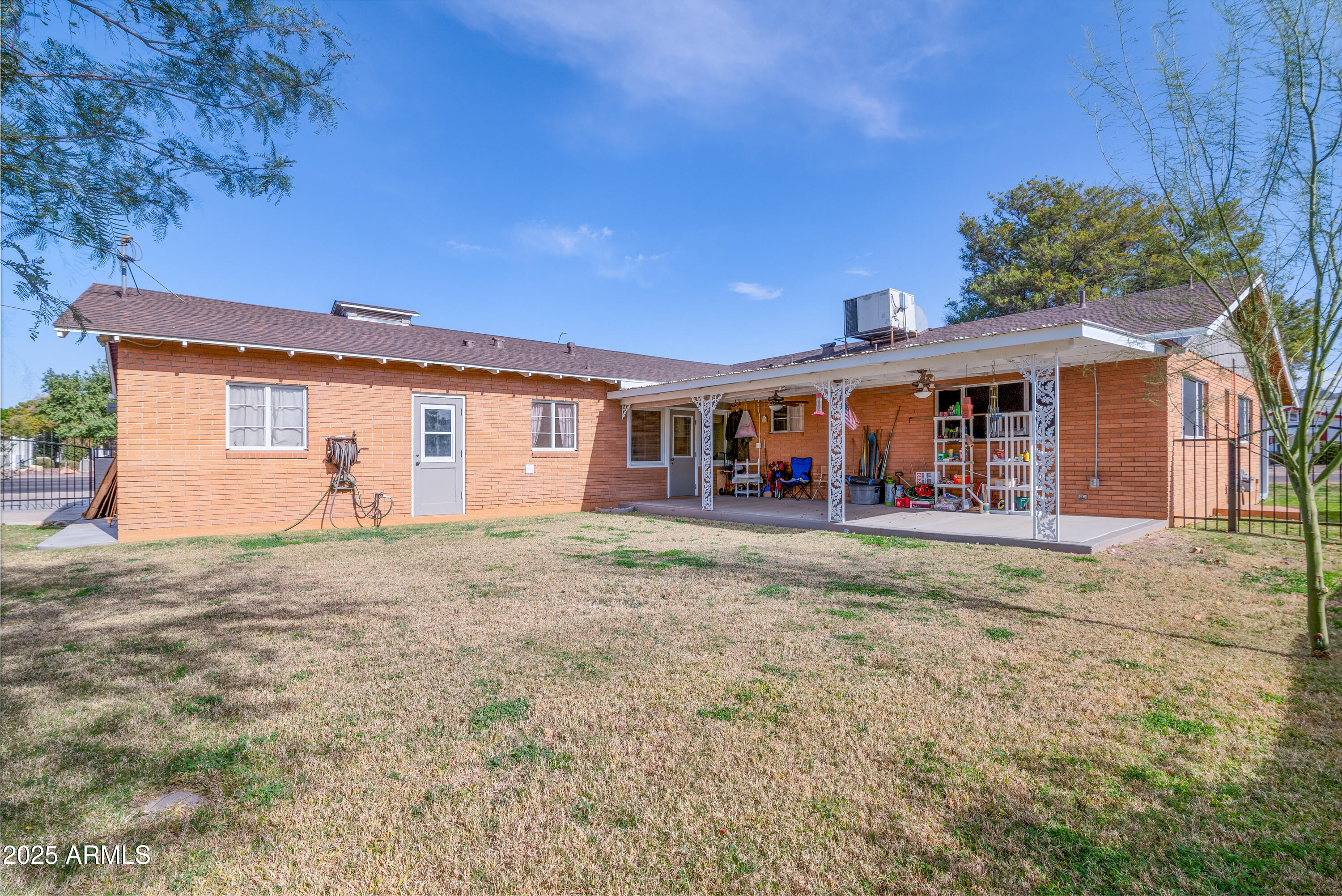6850 N 15TH Place