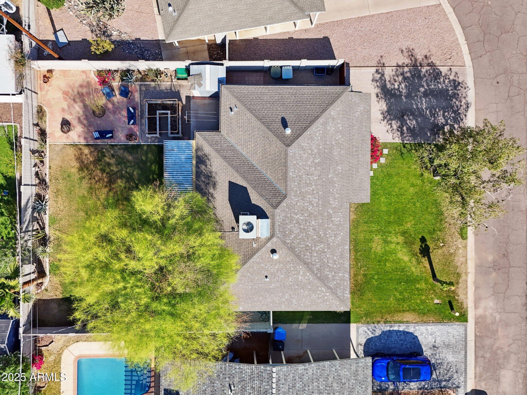 1306 W MEADOWBROOK Avenue