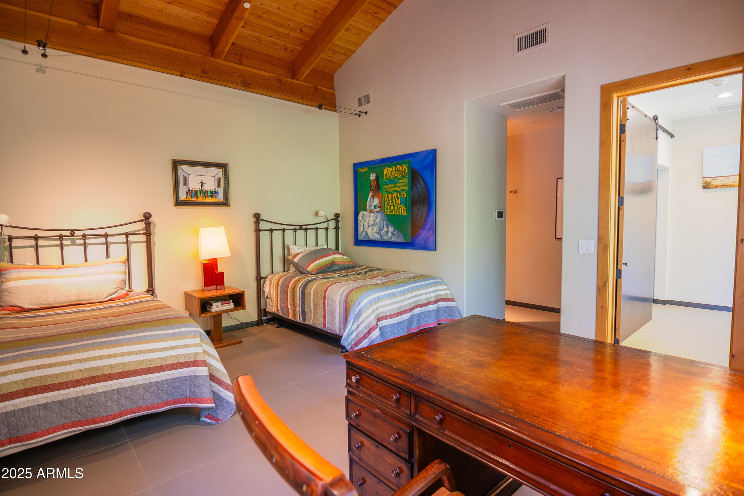 10647 N State Route 89a