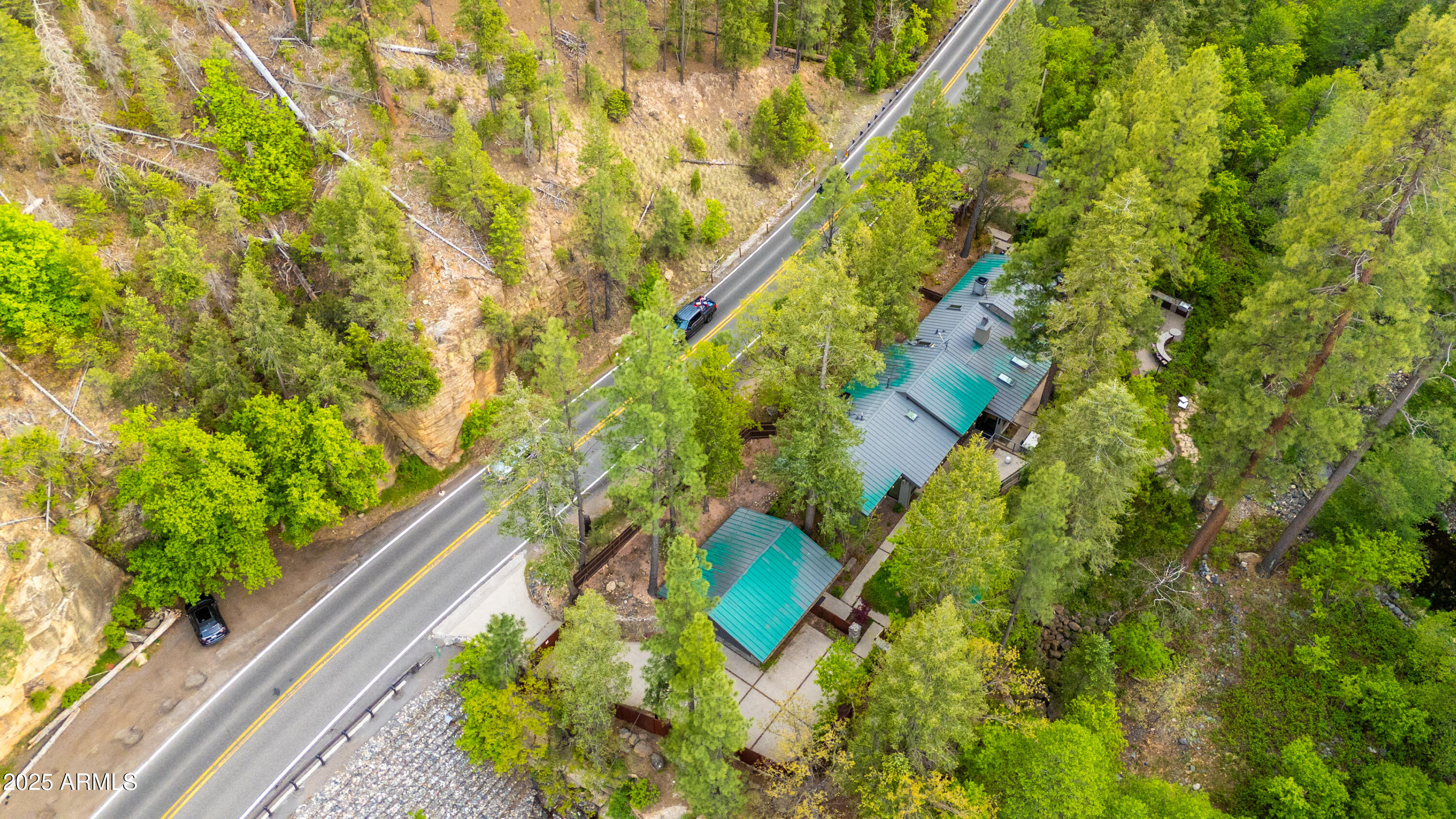 10647 N State Route 89a