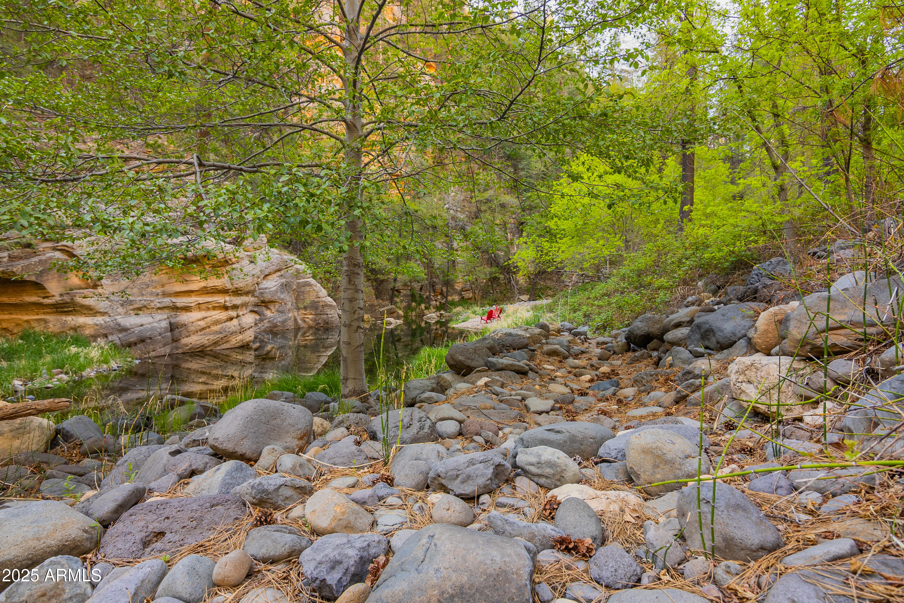 10647 N State Route 89a