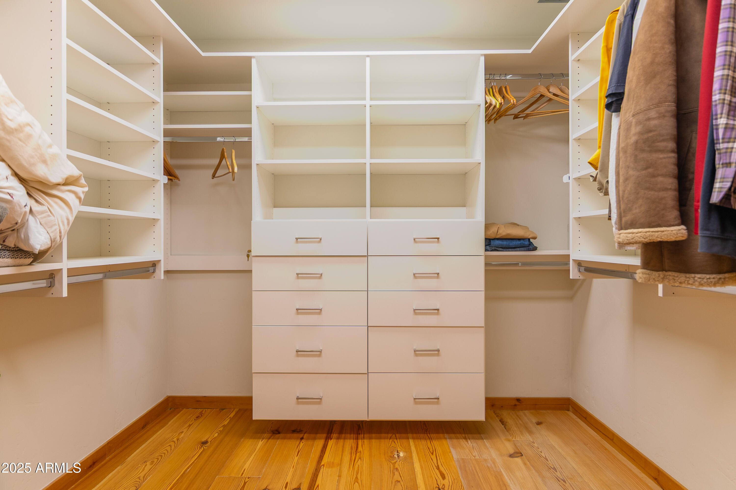 10647 N State Route 89a