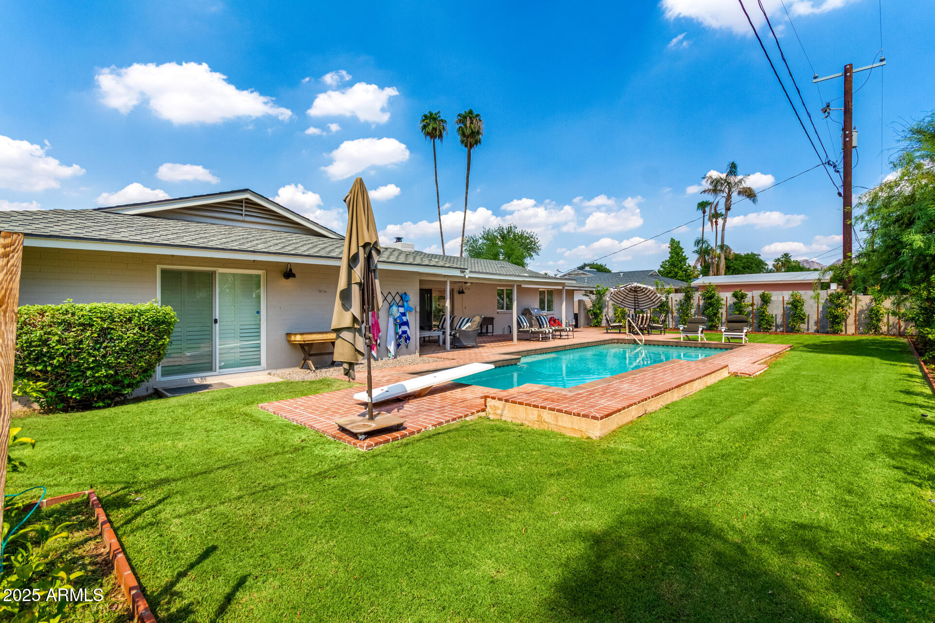 333 E KALER Drive
