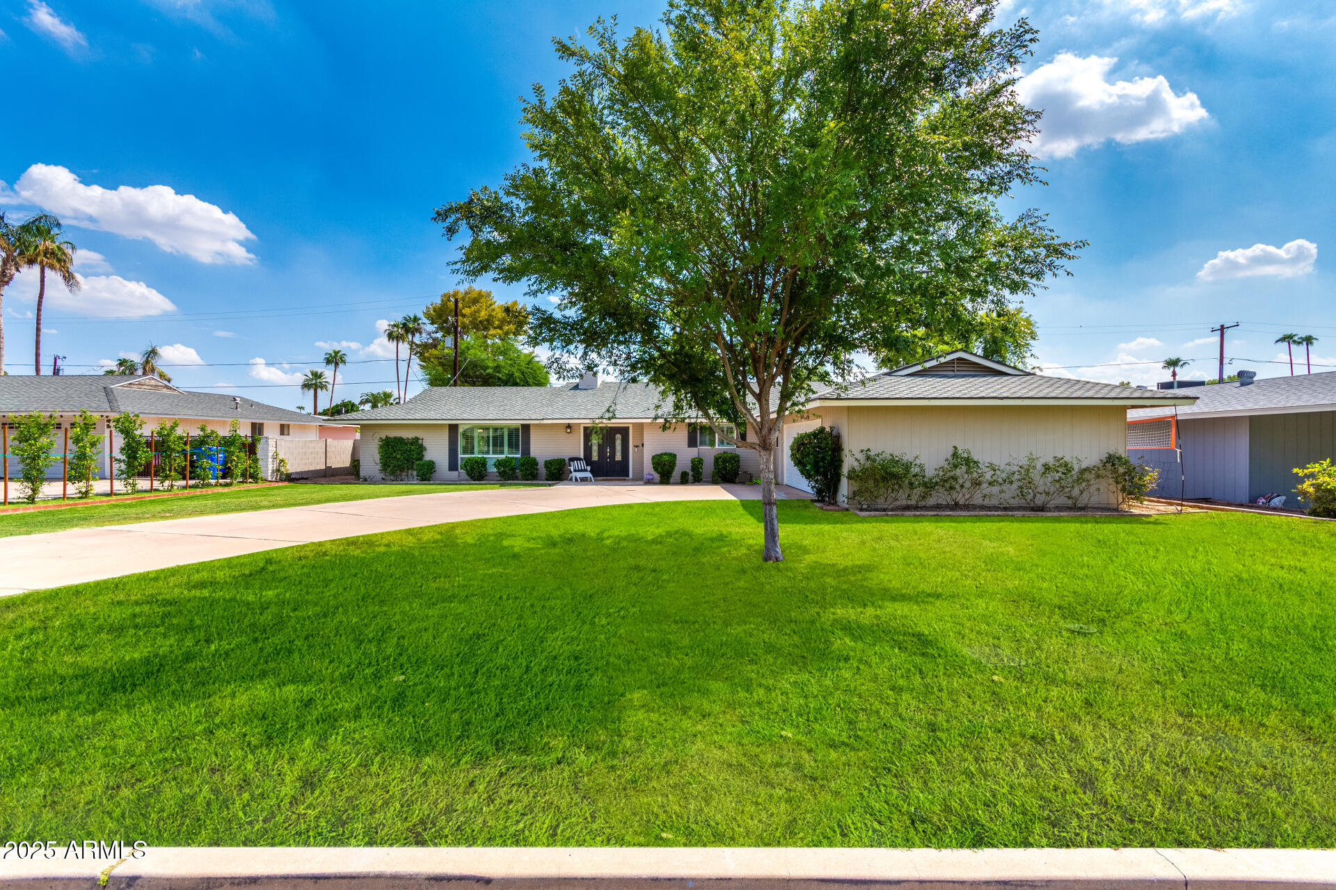 333 E KALER Drive