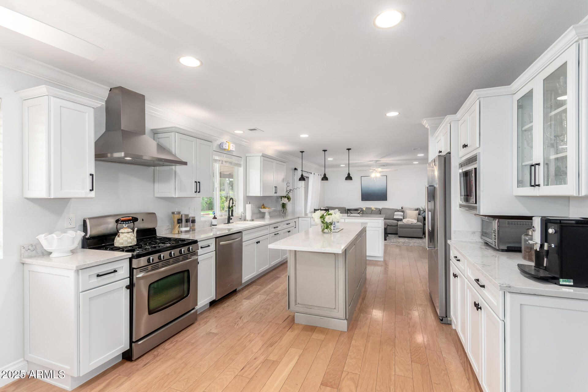 333 E KALER Drive