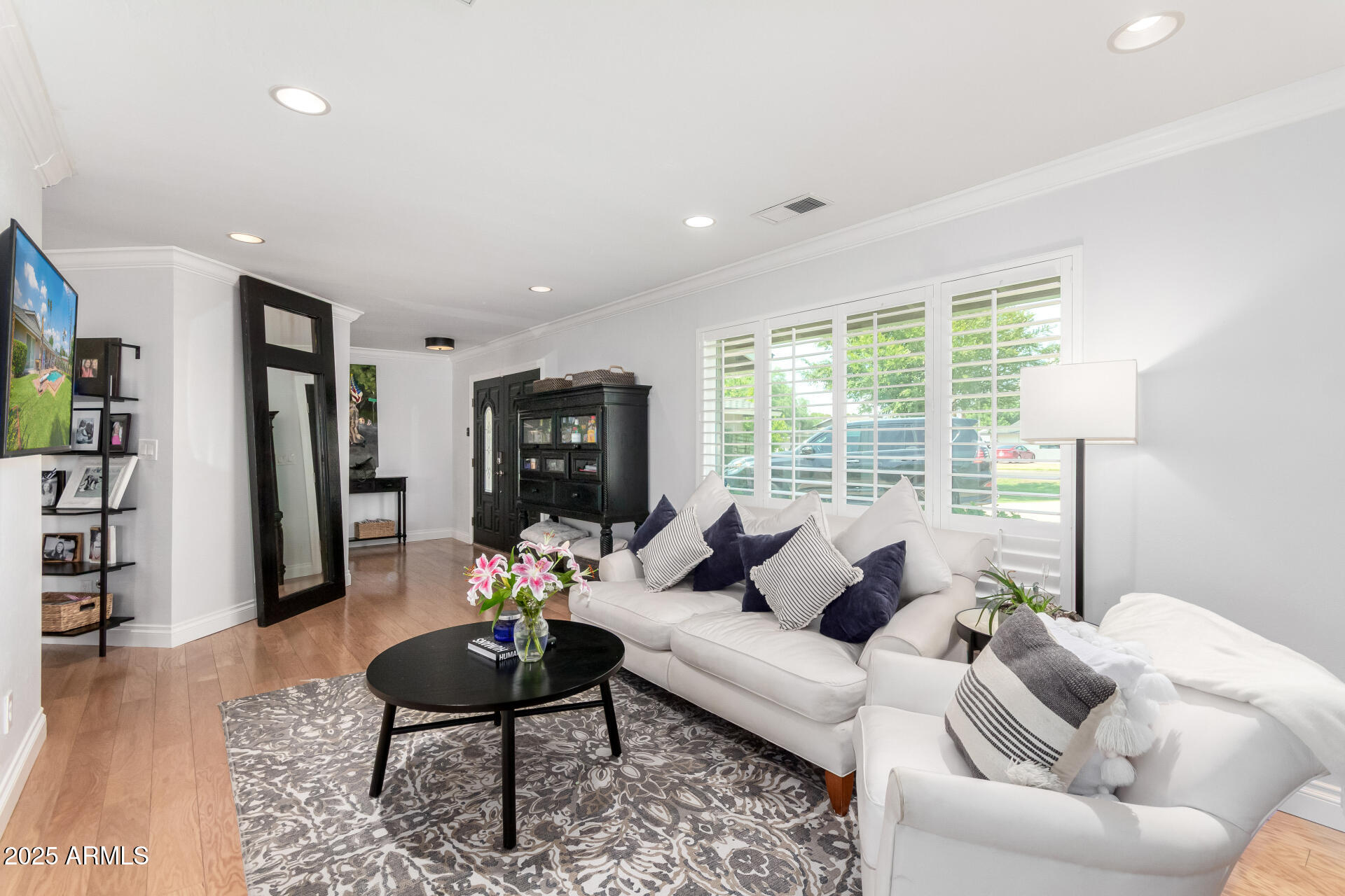 333 E KALER Drive