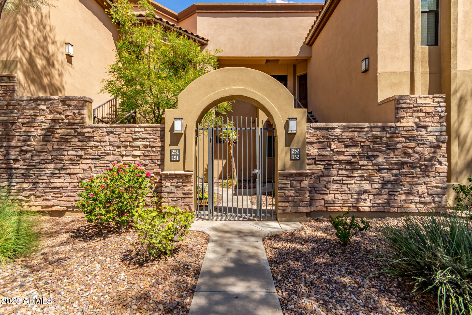 7027 N SCOTTSDALE Road, 251