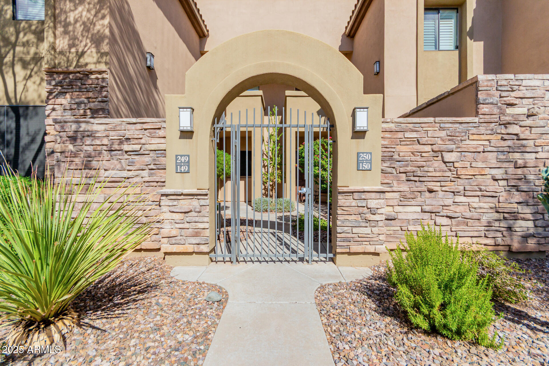 7027 N SCOTTSDALE Road, 150