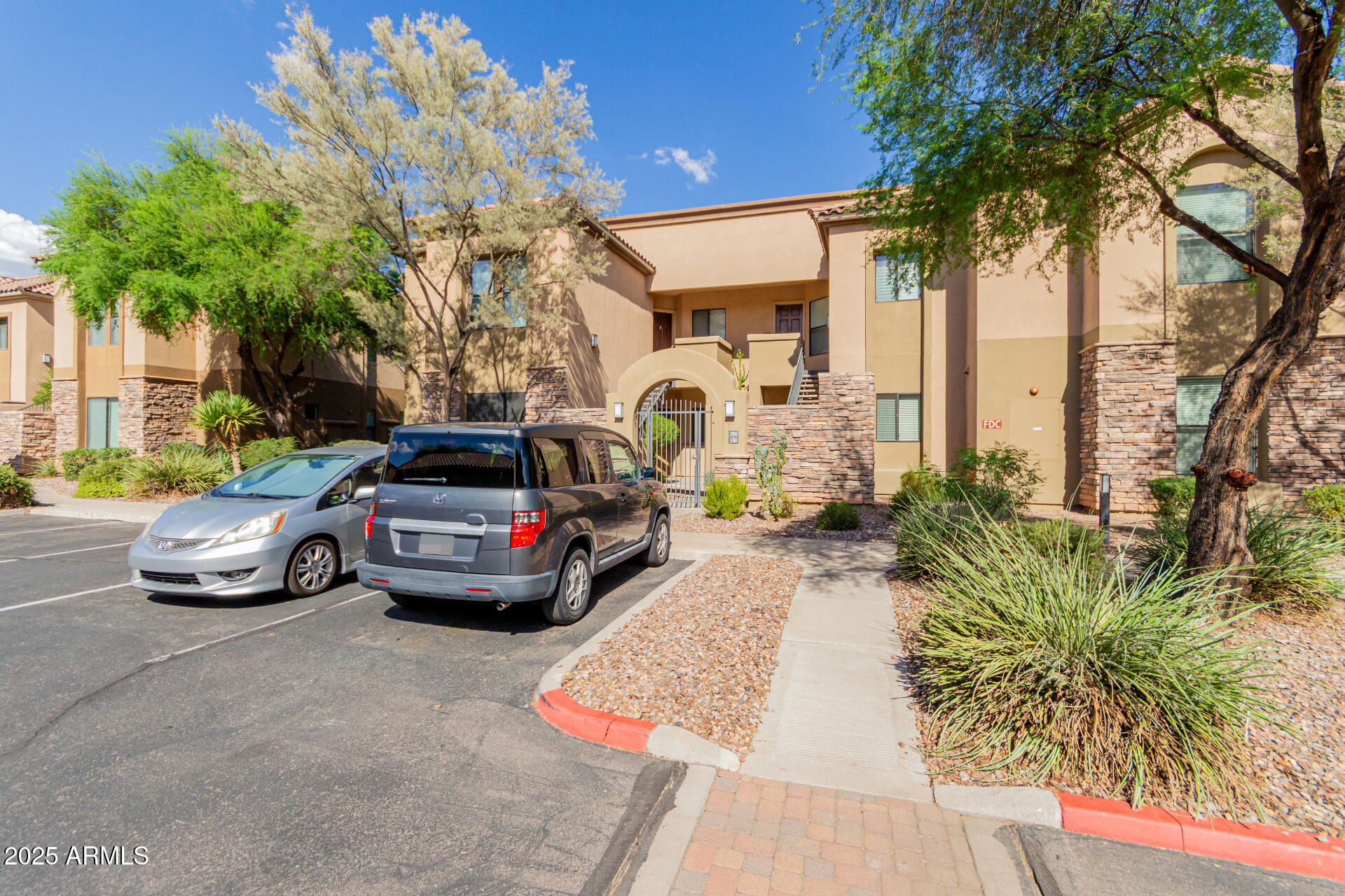 7027 N SCOTTSDALE Road, 150