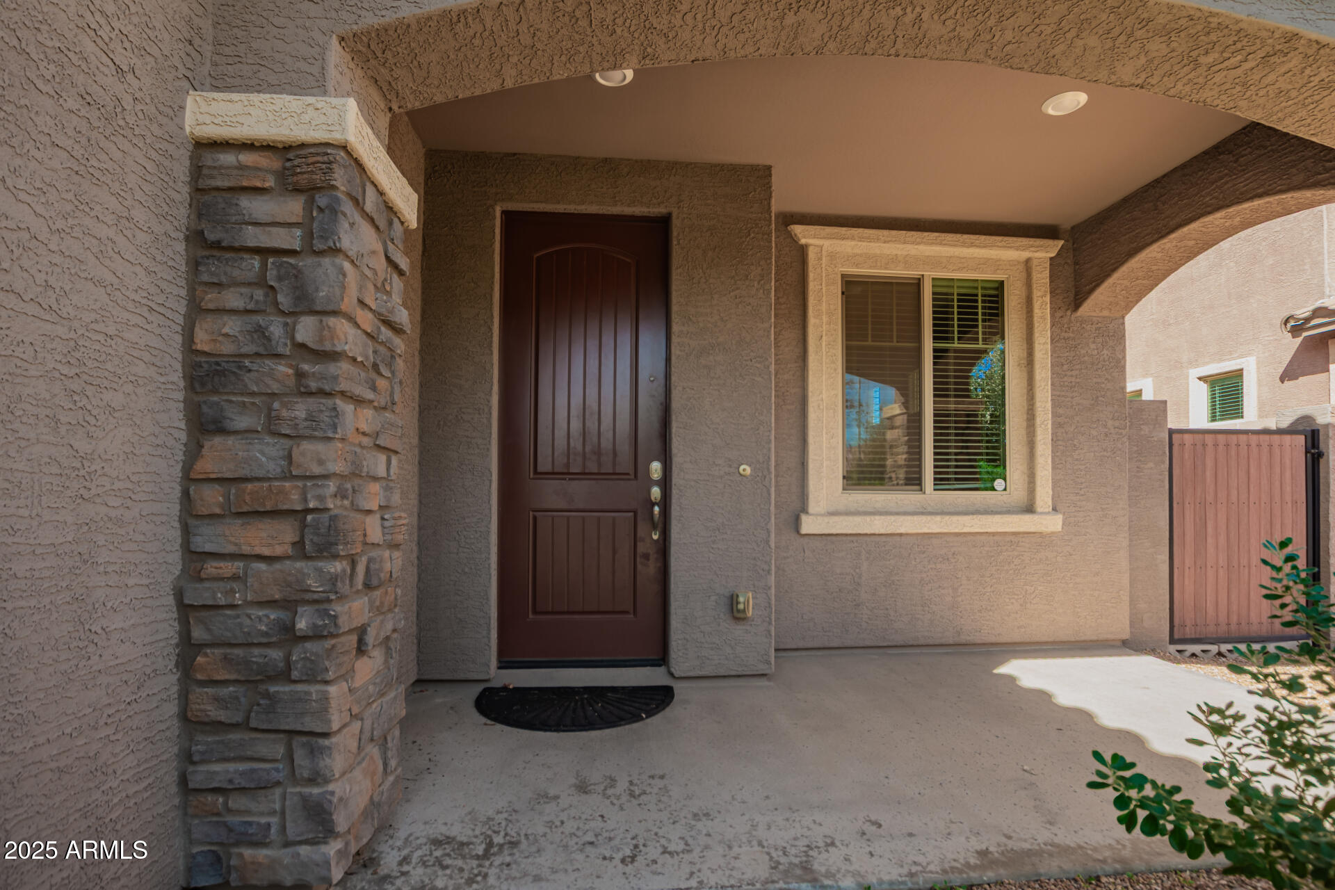 5220 S 16TH Place, Phoenix