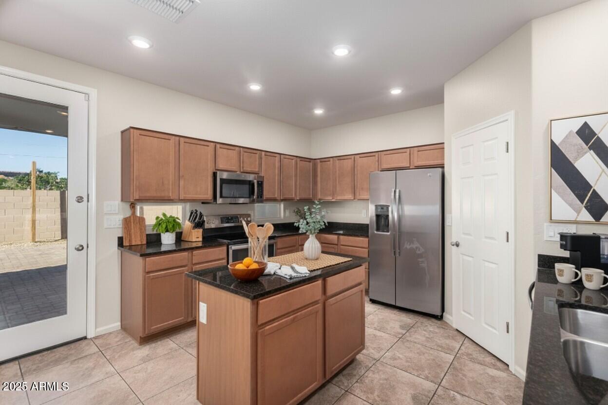 5220 S 16TH Place, Phoenix