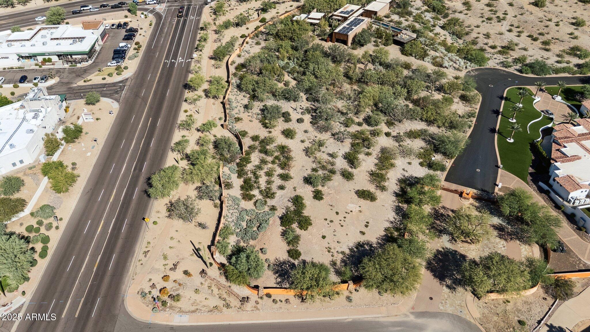 6300 N 33rd Street, 1