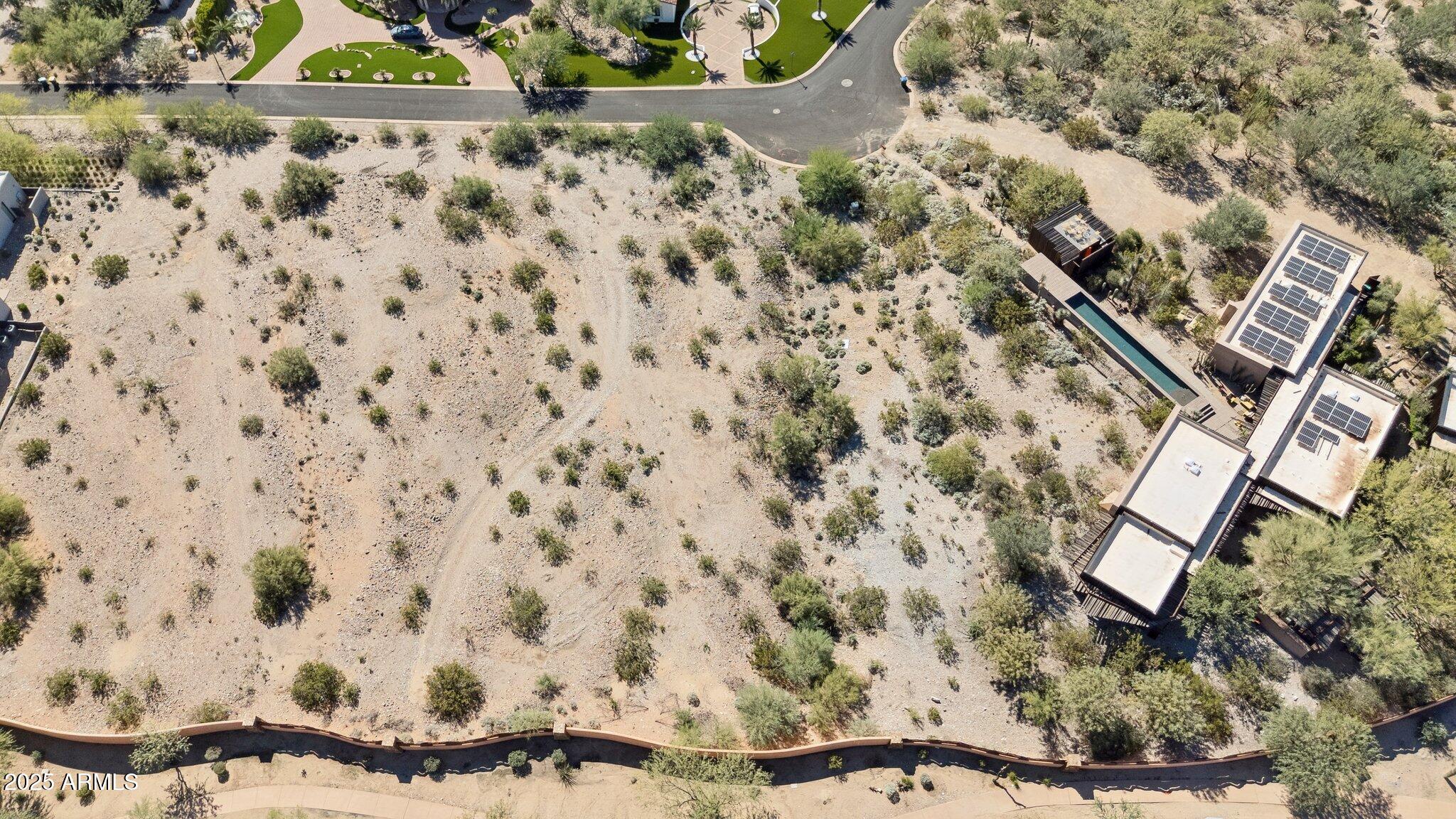 3304 E STELLA Lane, 4